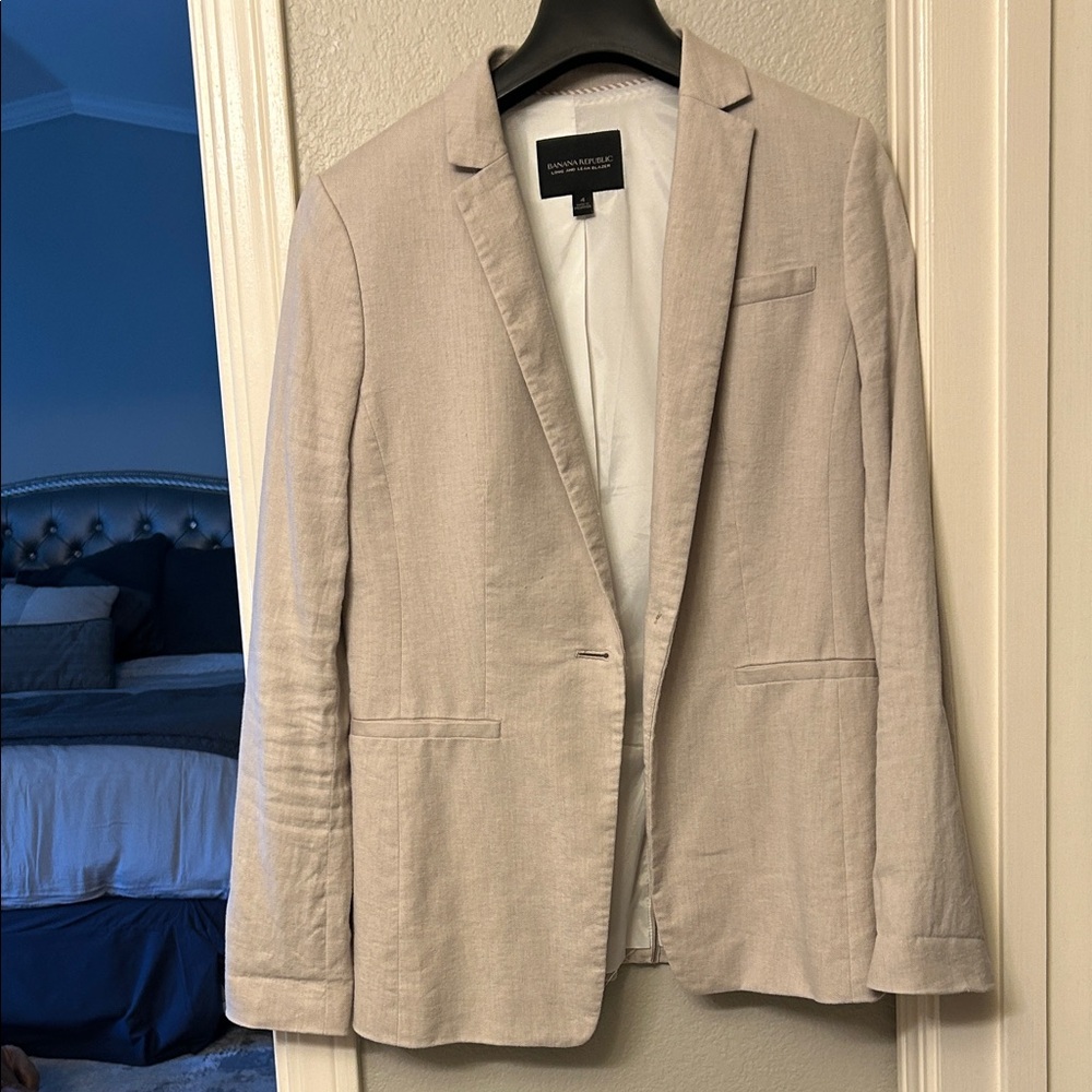 Banana Republic Light Tan Blazer